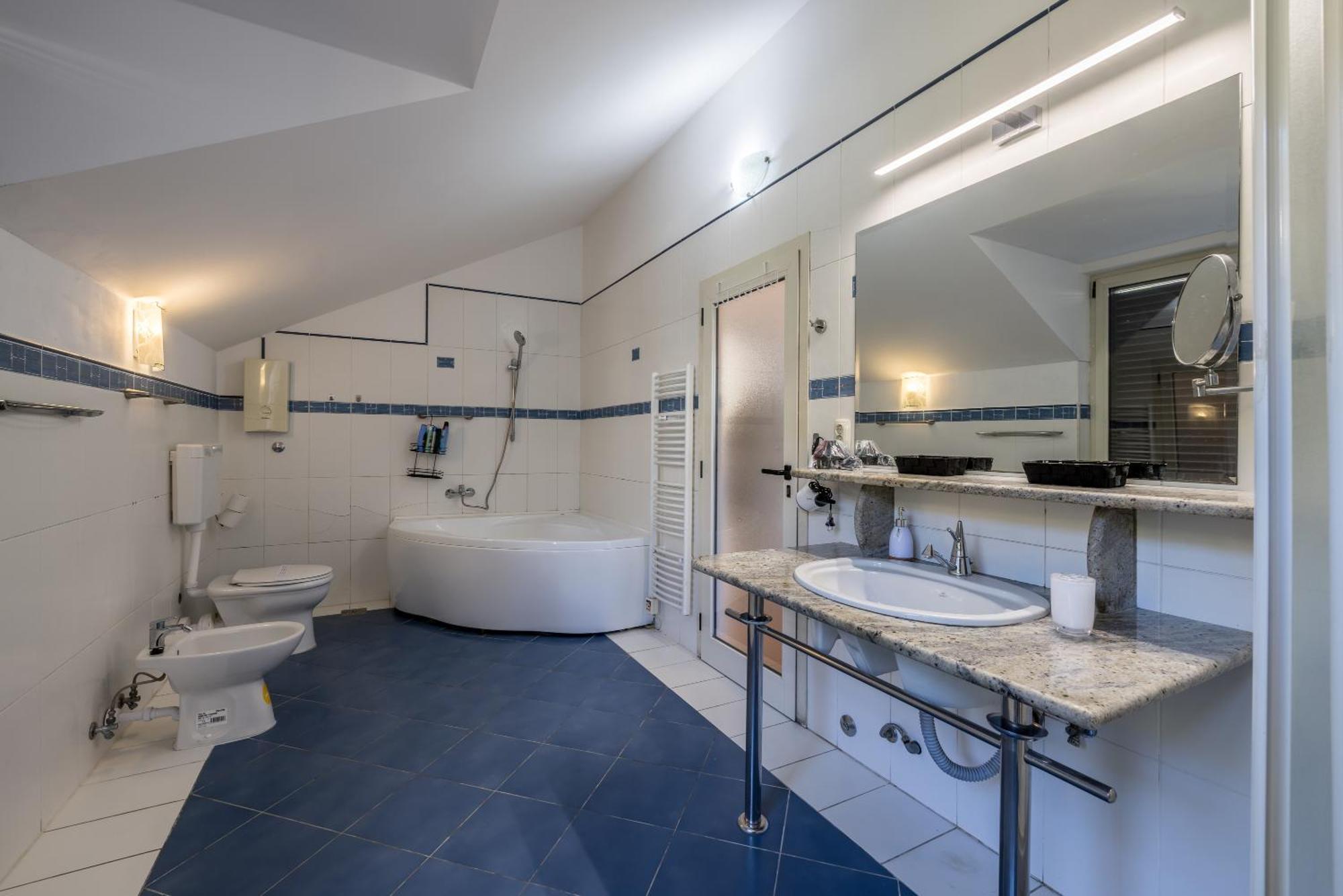 Urban Utopia Penthouse With Private Parking Σπλιτ Εξωτερικό φωτογραφία