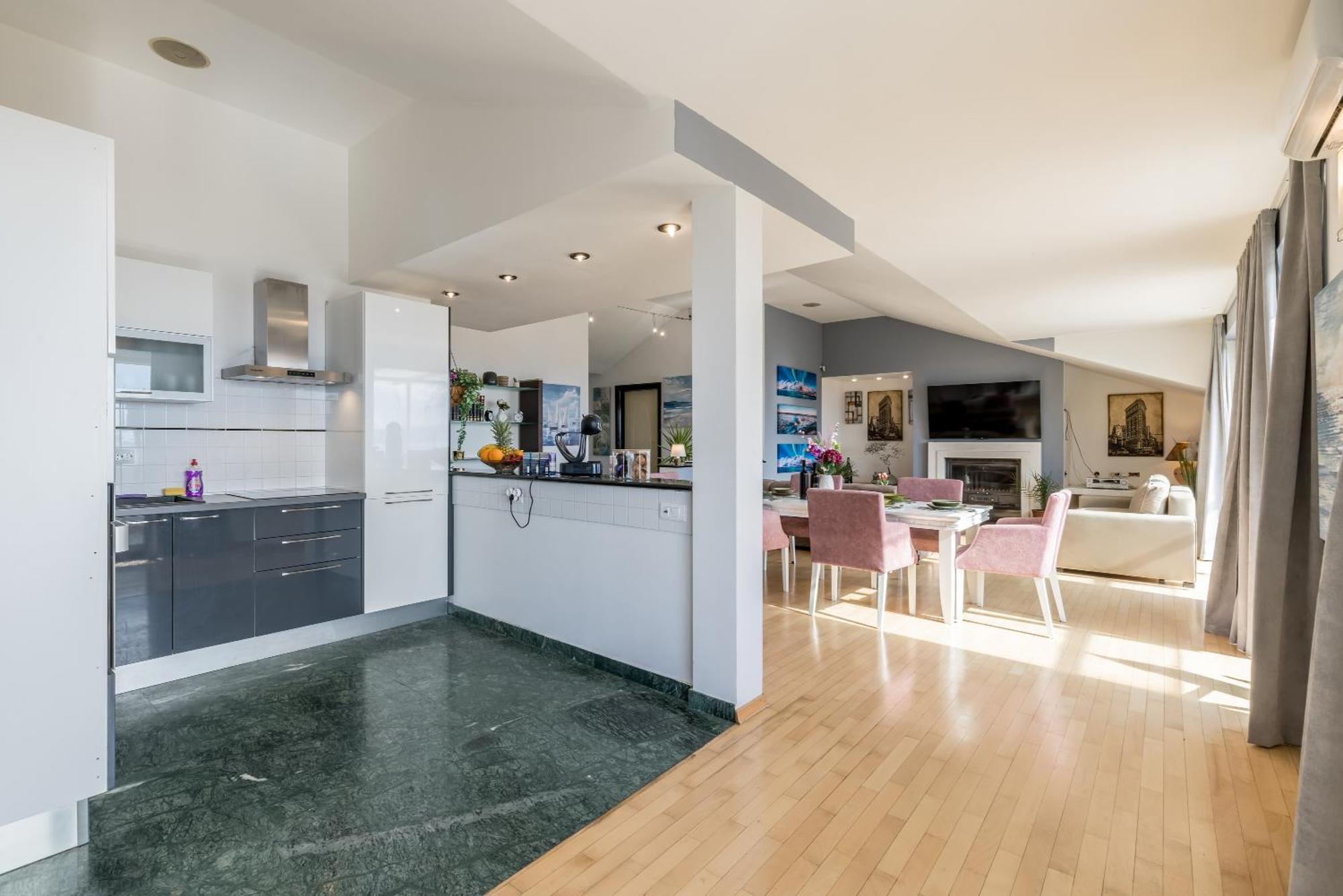 Urban Utopia Penthouse With Private Parking Σπλιτ Εξωτερικό φωτογραφία